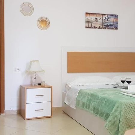 Mario Apartments 1 - Vlorë Buitenkant foto